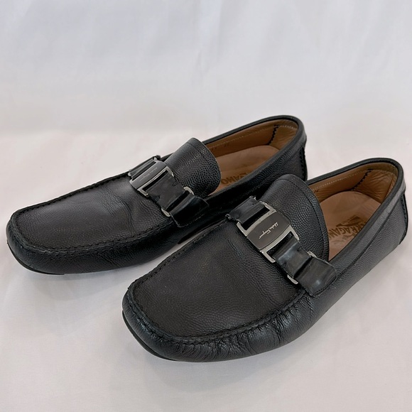 SALVATORE FERRAGAMO Sardegna Nero Pebble Calf Black Driving Loafers - Picture 1 of 6